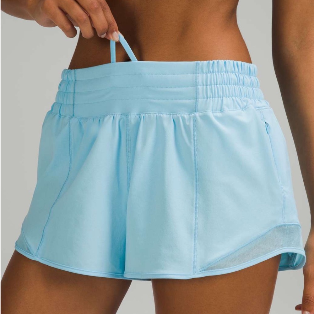 Lululemon Hotty hot high rise short